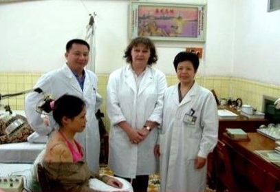 Dr.Huang
